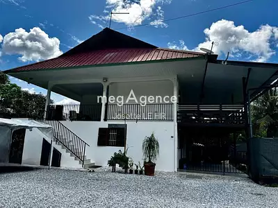 Immeuble, 254 m²