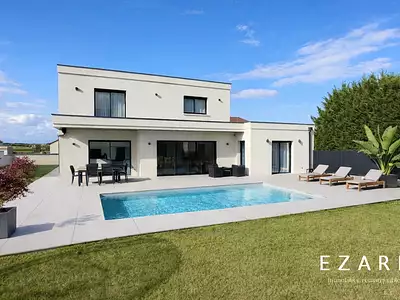 Maison, 180 m²