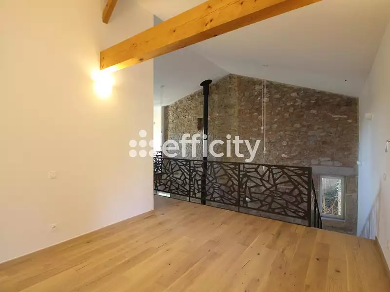 Maison, 201 m²
