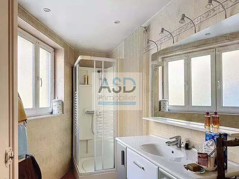 Maison, 170 m²