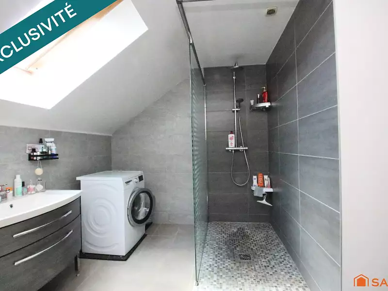 Maison, 180 m²
