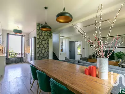 Maison, 252 m²