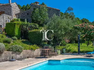 Maison, 363 m²