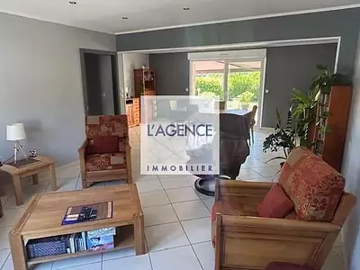 Maison, 218 m²