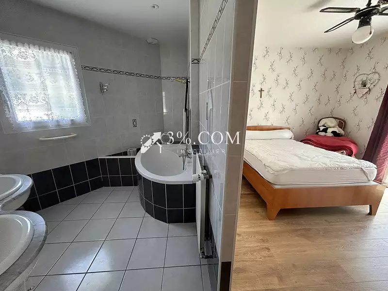 Maison, 158 m²