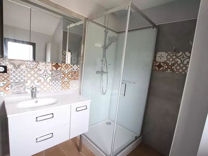 Maison, 225 m²
