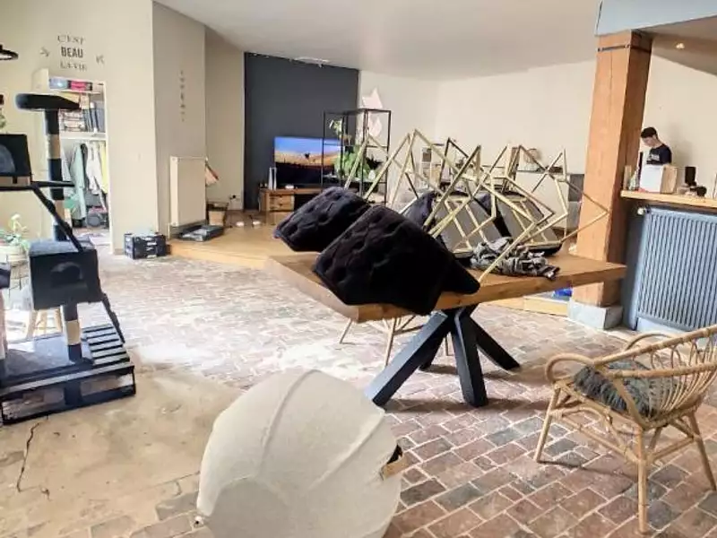 Immeuble, 282 m²