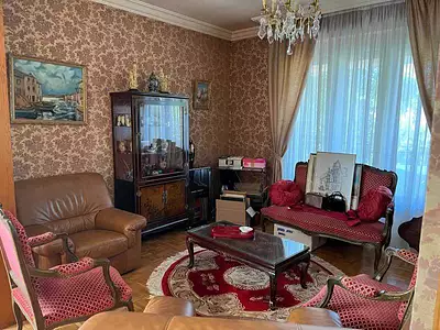 Maison, 145 m²