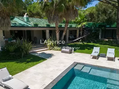 Maison, 540 m²