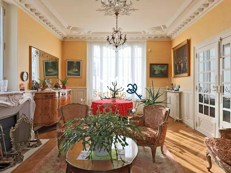 Maison, 206 m²