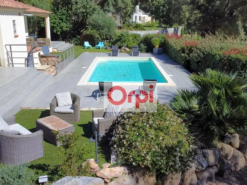 Maison, 124 m²