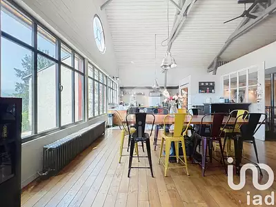 Maison, 270 m²