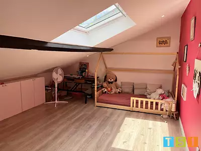 Maison, 210 m²