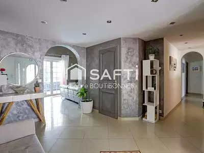Maison, 181 m²