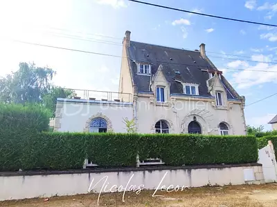 Maison, 325 m²