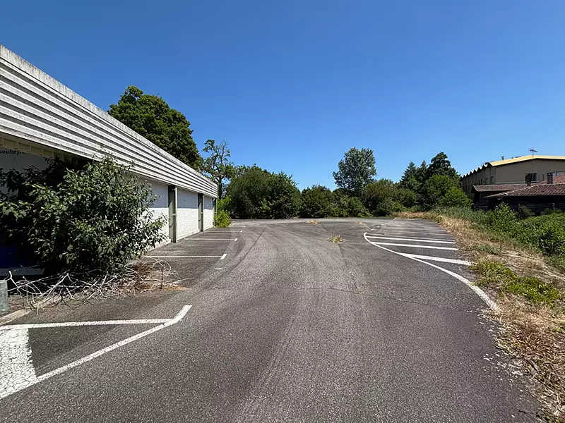 Divers, 850 m²