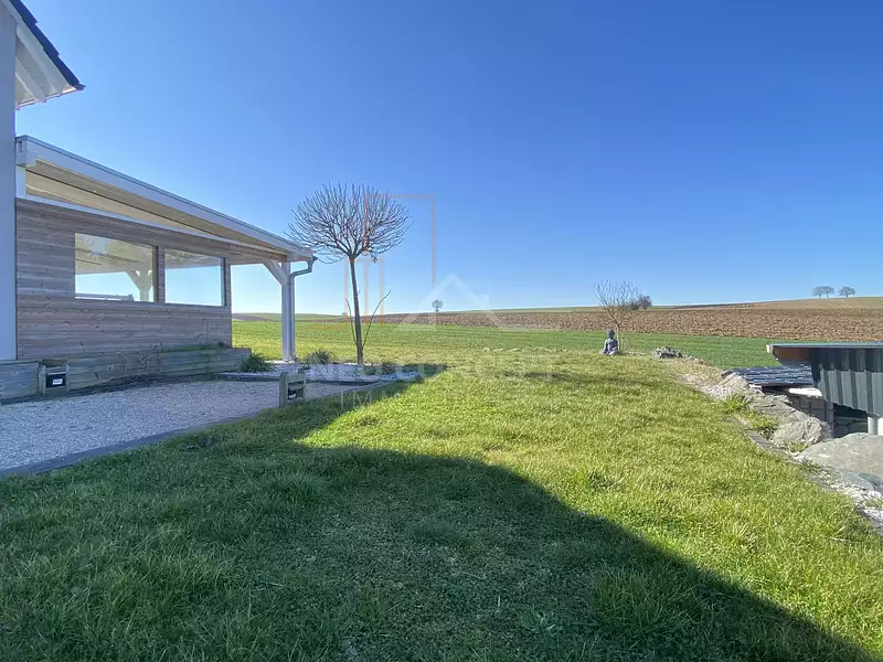 Maison, 166 m²