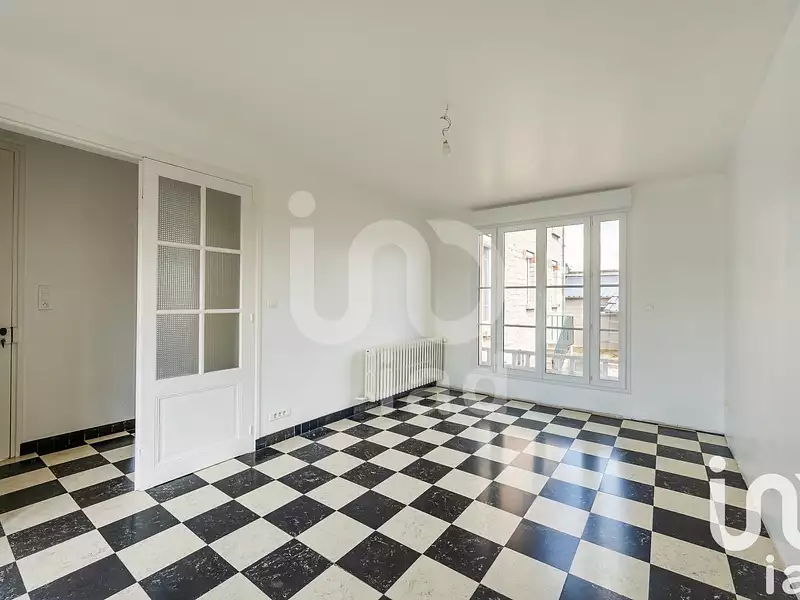 Maison, 248 m²