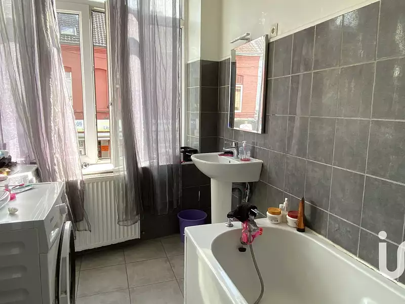 Immeuble, 170 m²