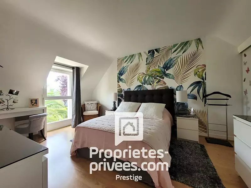 Maison, 196 m²
