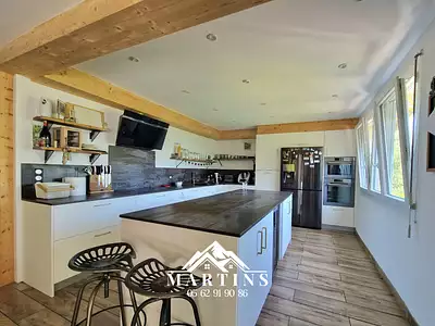 Maison, 203 m²