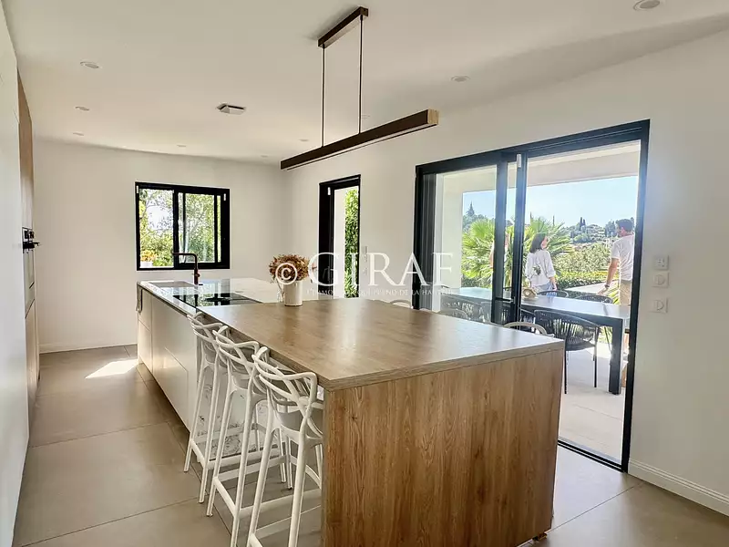 Maison, 140 m²