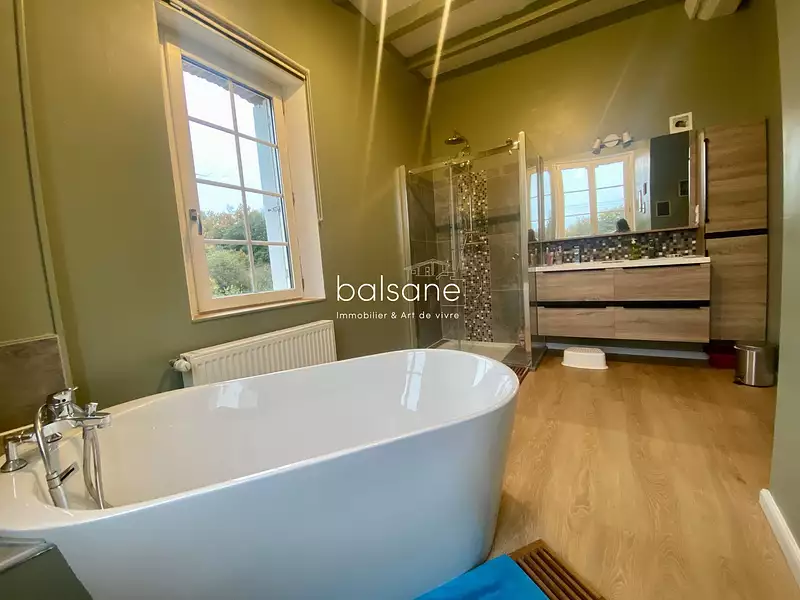 Maison, 276,24 m²
