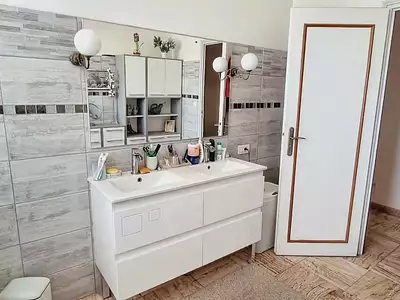 Maison, 230 m²