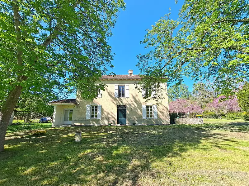 Maison, 292 m²