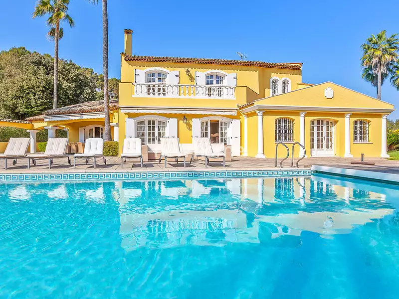 Maison, 270,24 m²