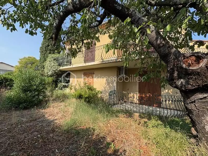 Maison, 210 m²