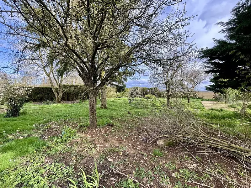 Terrain, 670 m²