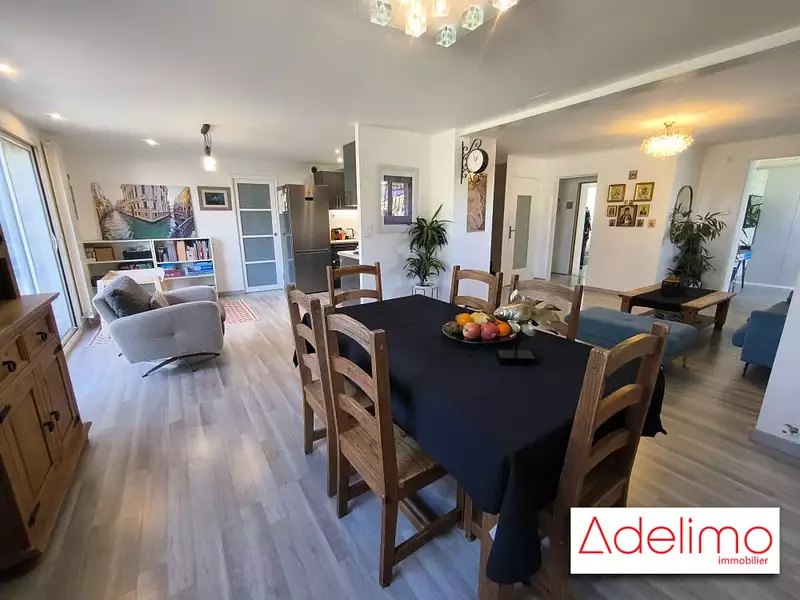 Maison, 192 m²