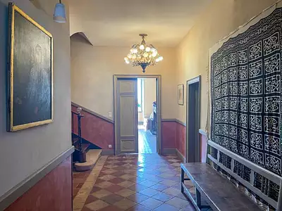 Maison, 594 m²