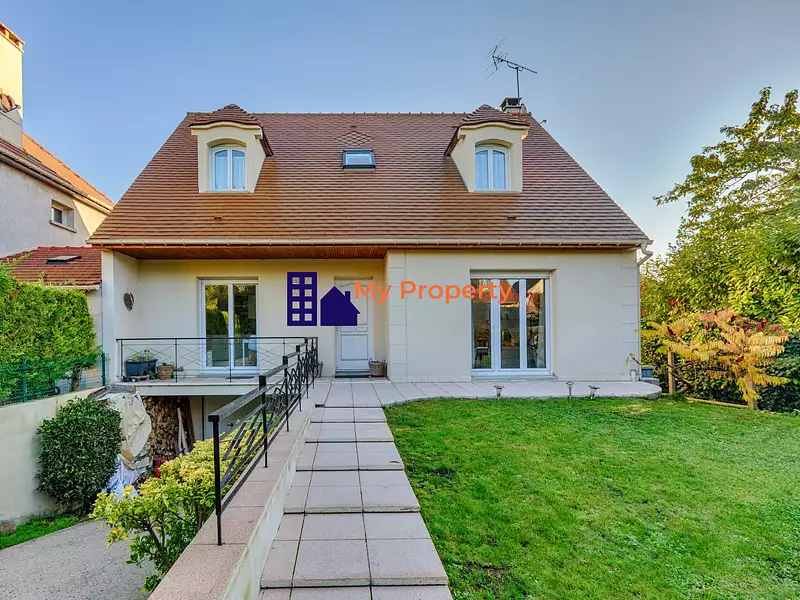 Maison, 110 m²