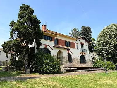 Maison, 325 m²