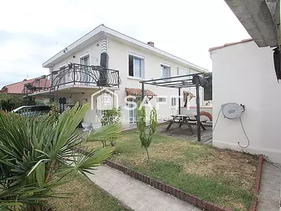 Maison, 200 m²