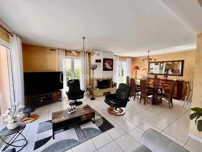 Maison, 135 m²