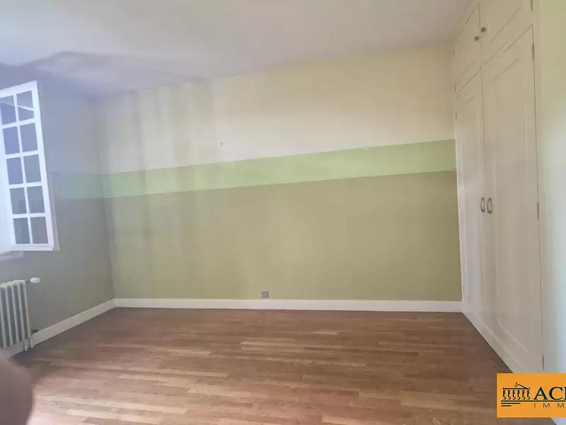 Maison, 184 m²