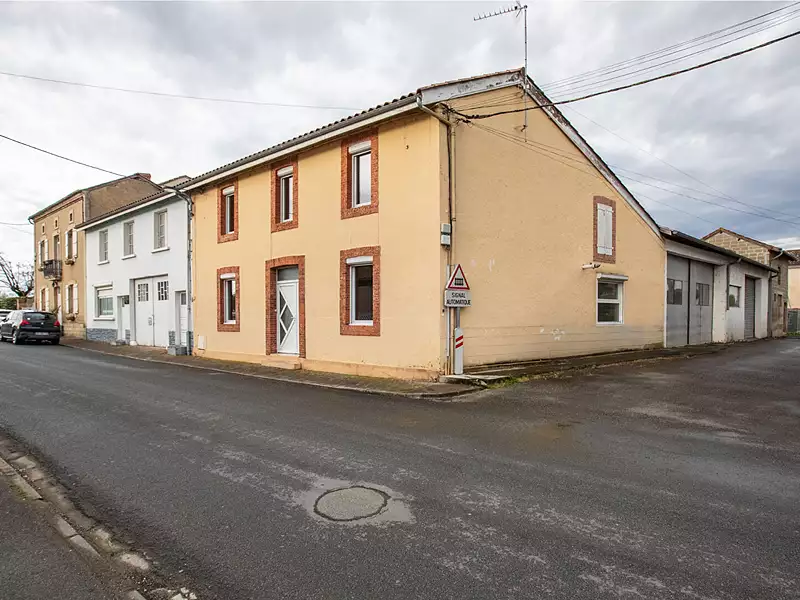 Maison, 493,45 m²
