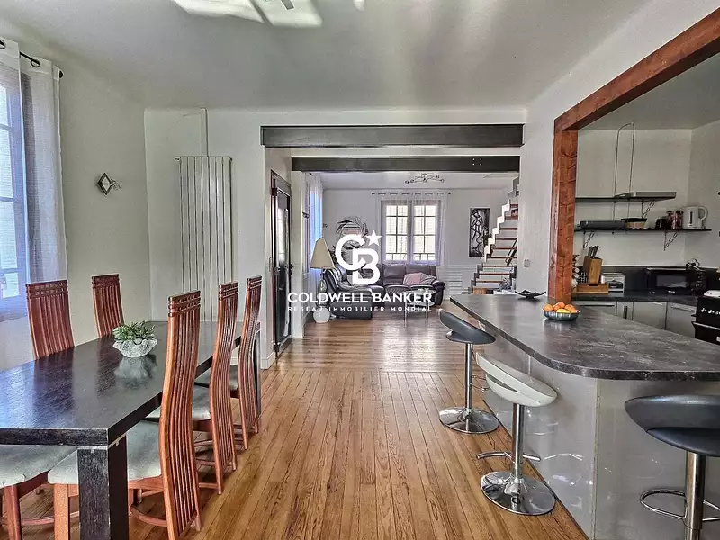 Maison, 175 m²