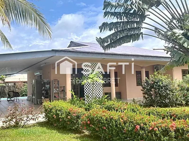 Maison, 94 m²