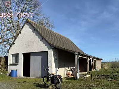Terrain, 900 m²