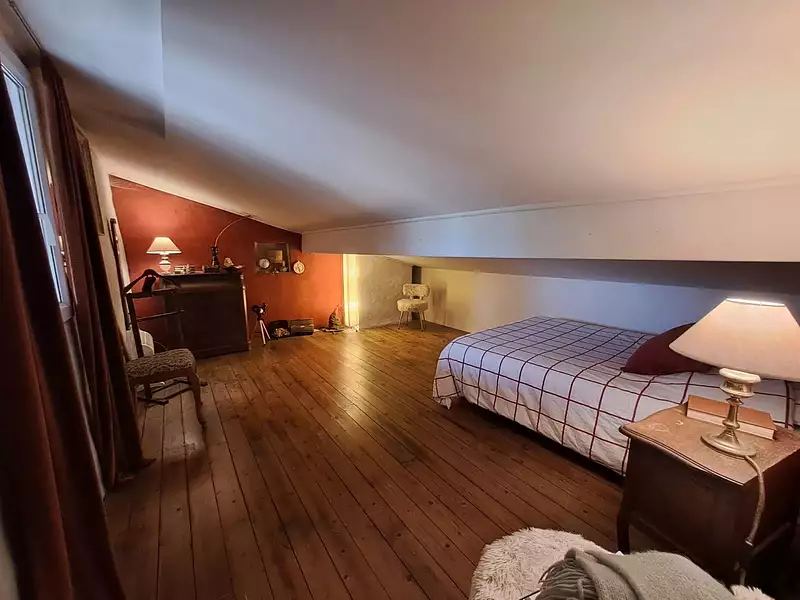 Maison, 248 m²