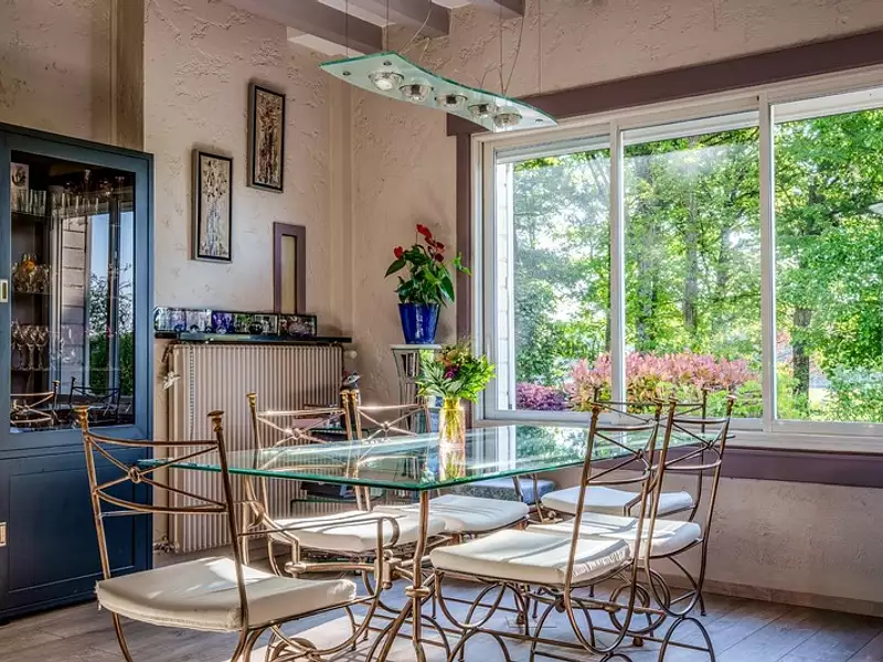 Maison, 335 m²