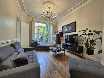 Maison, 244 m²