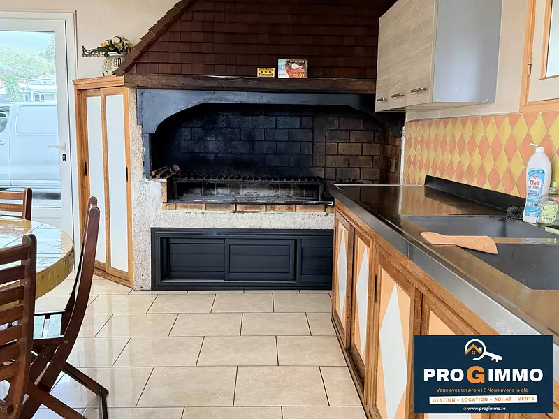 Maison, 250 m²
