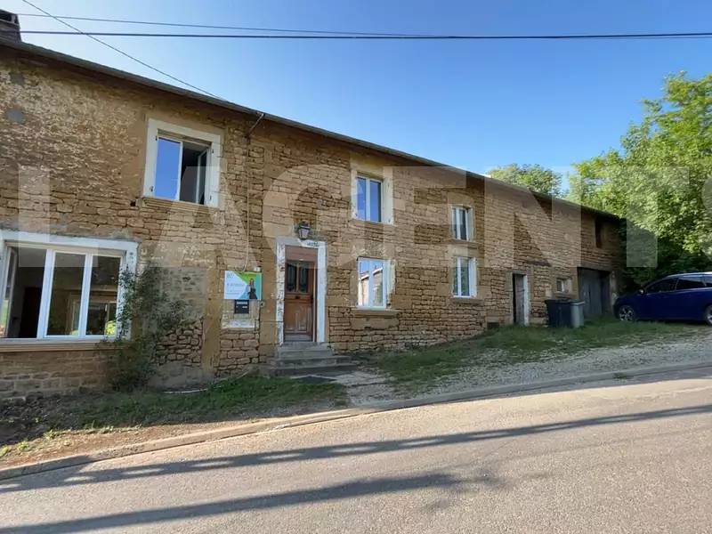 Maison, 230 m²