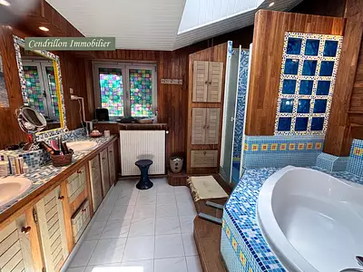Maison, 240 m²