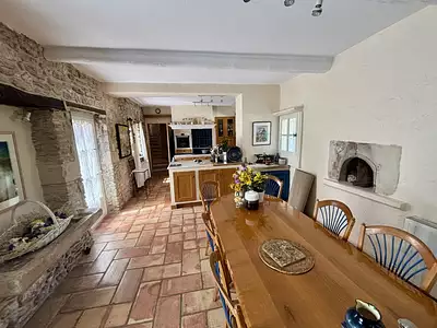 Maison, 261 m²